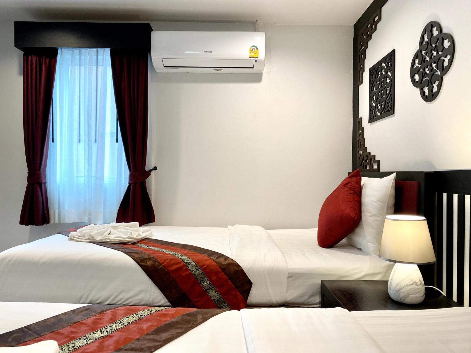 Sunray Beach Hotel Patong Екстер'єр фото